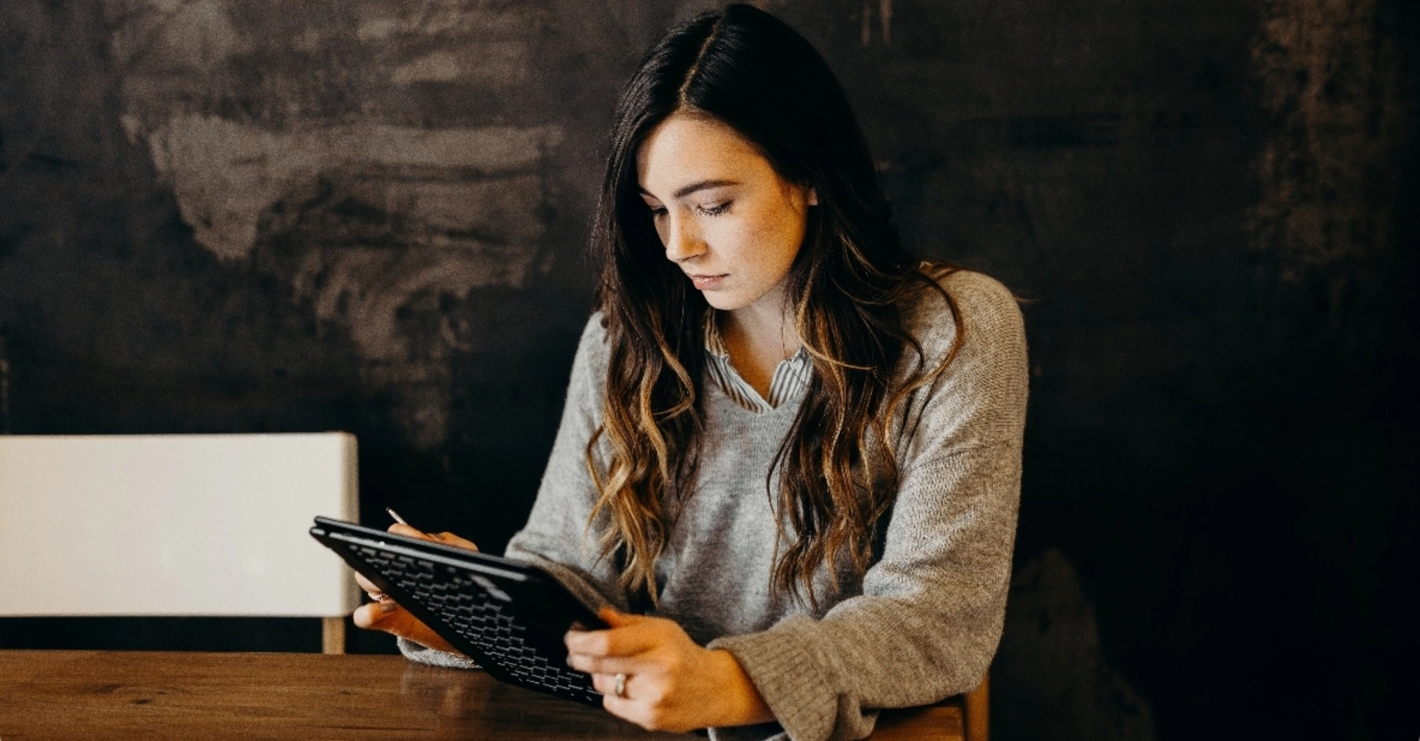 brooke-cagle-uWVWQ8gF8PE-unsplash@2x